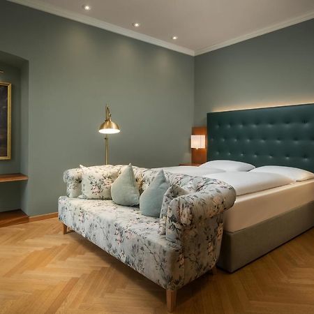 Hotel Palma Мерано Екстер'єр фото