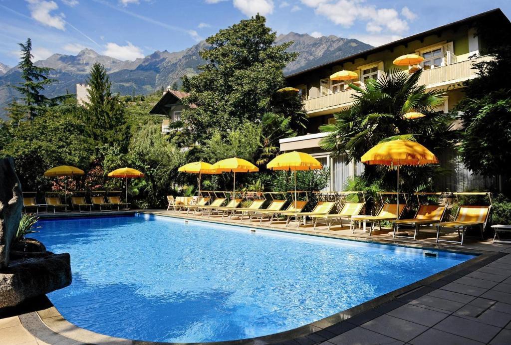 Hotel Palma Мерано Екстер'єр фото