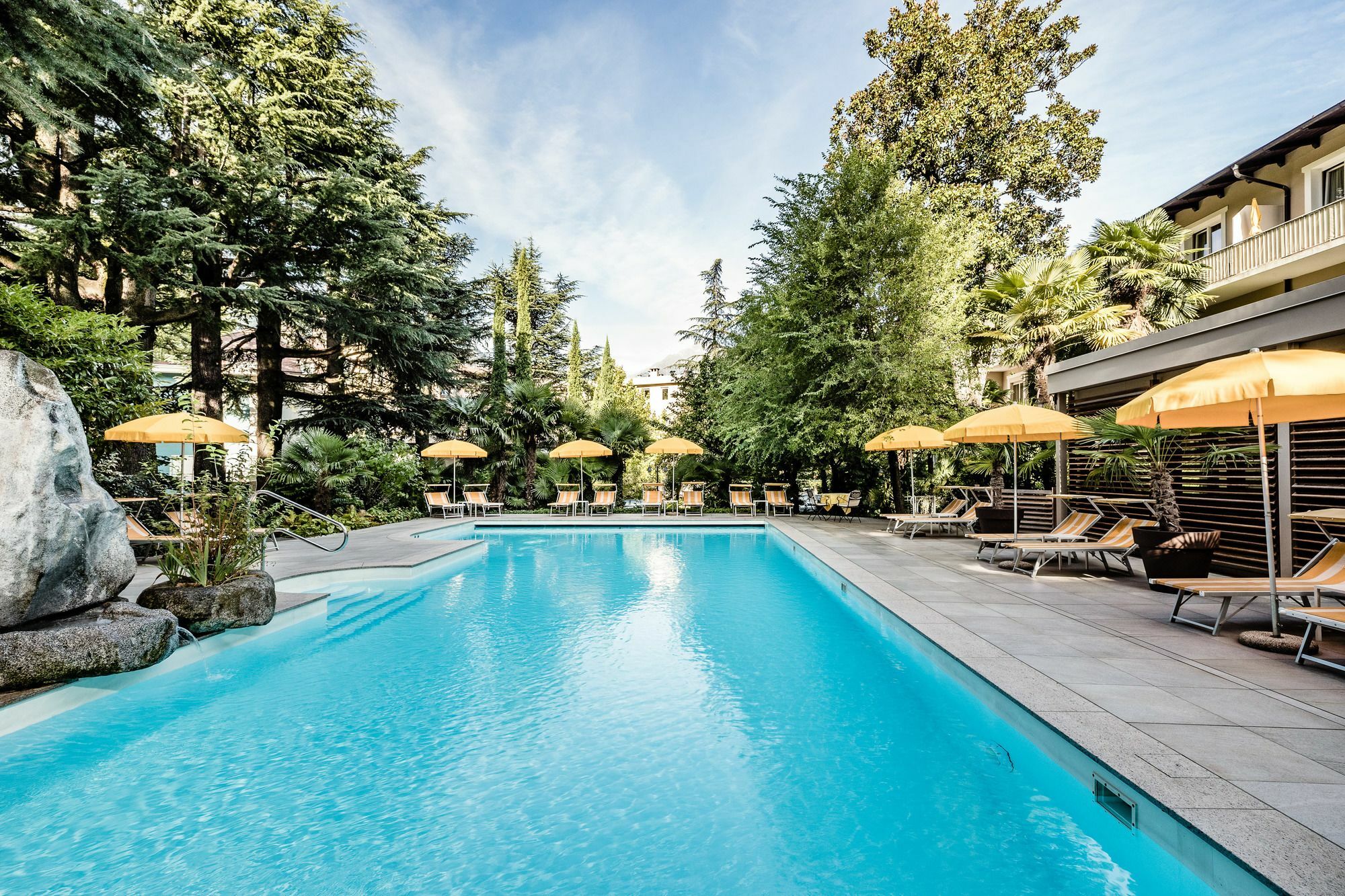 Hotel Palma Мерано Екстер'єр фото